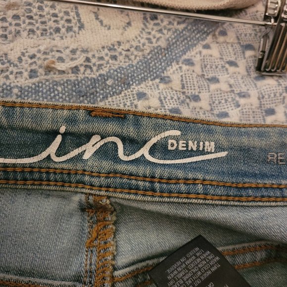 3/$20 Inc Denim faded crop jeans - Picture 8 of 11